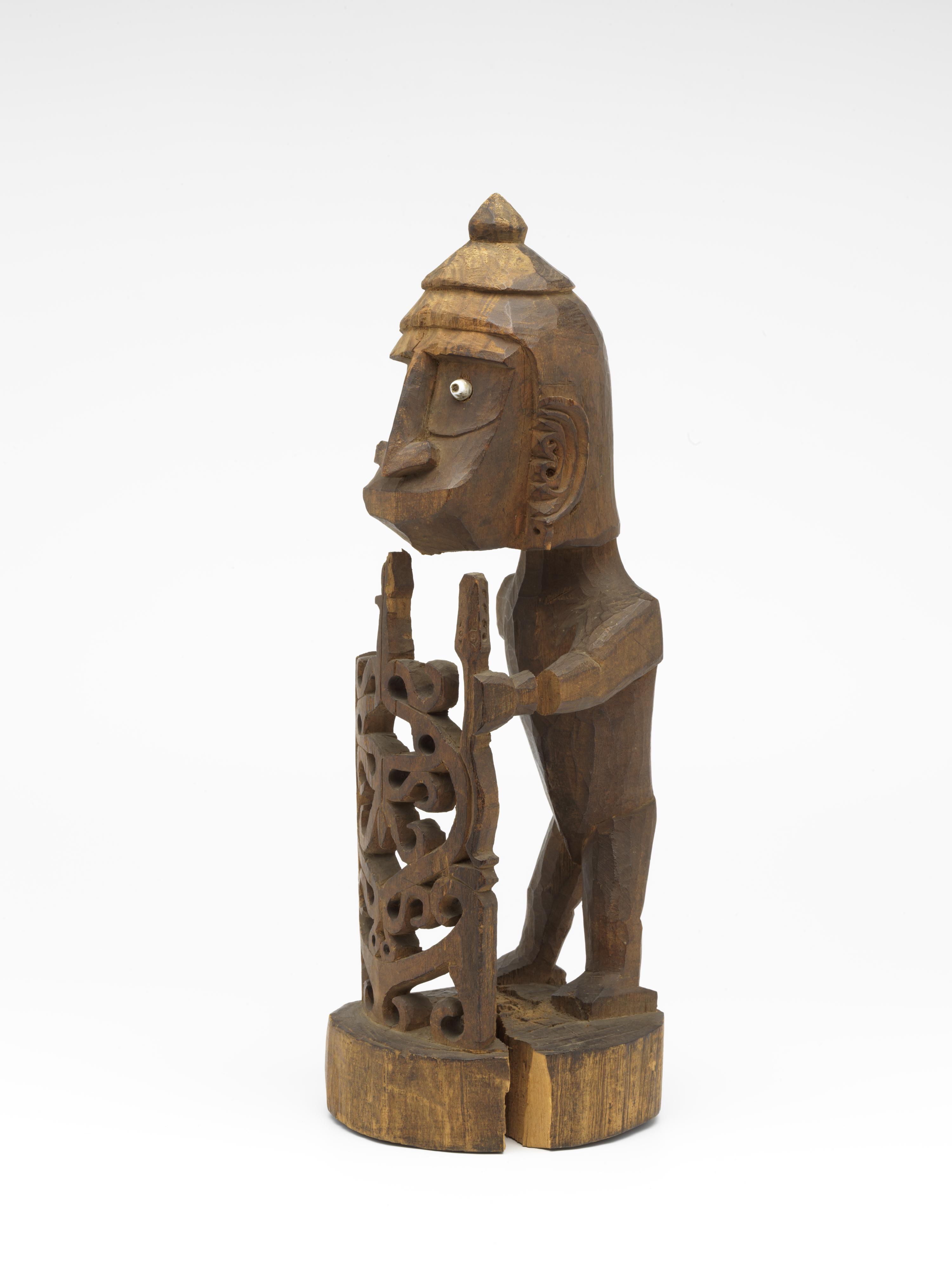Korwar (voorouderbeeld), van voor 1887, Doreh-Baai, West-Papoea. Museum Prinsenhof Delft.  Fotografie: Tom Haartsen 